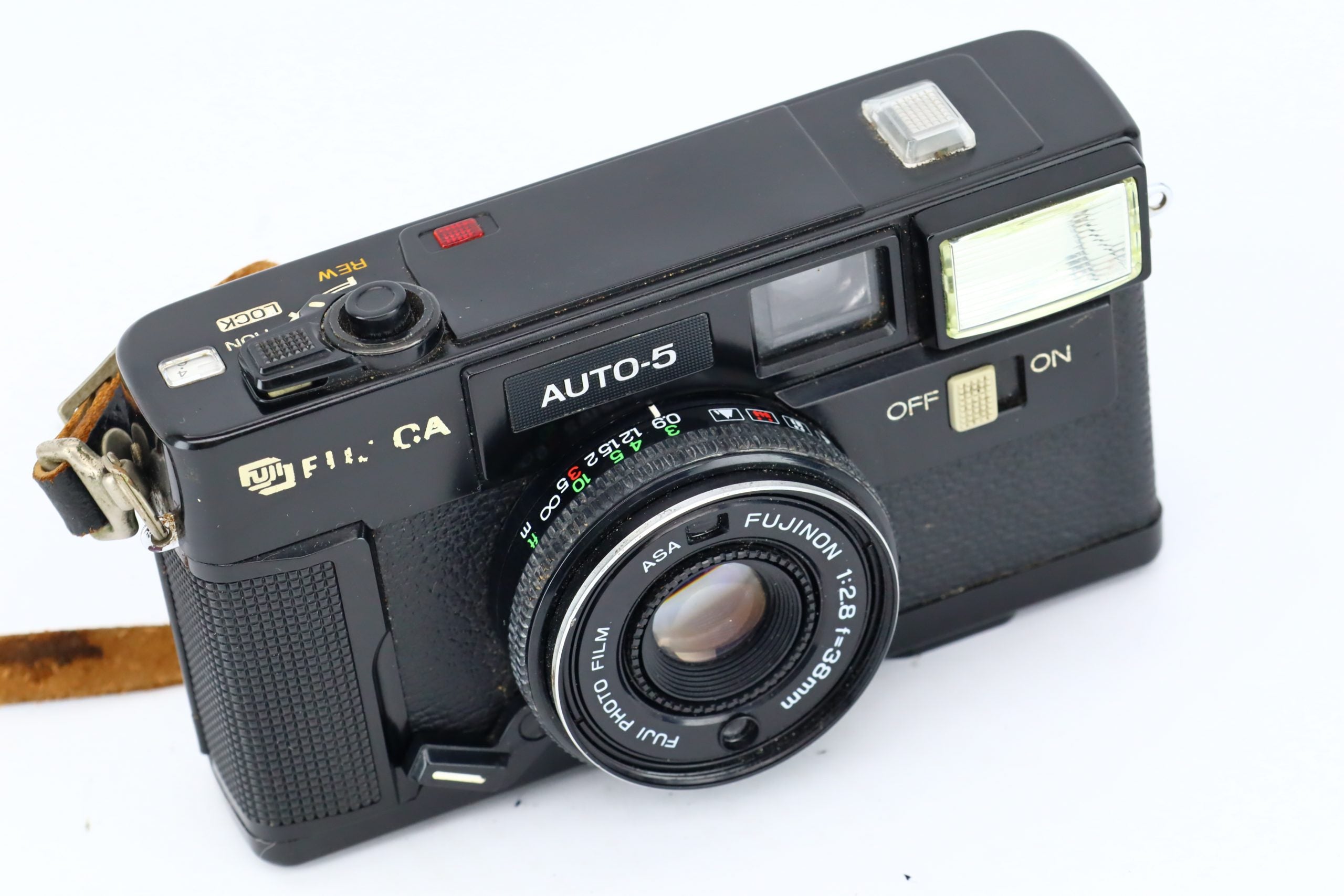 Fujica auto-5 with Fujinon 1:2.8 f=38mm lens