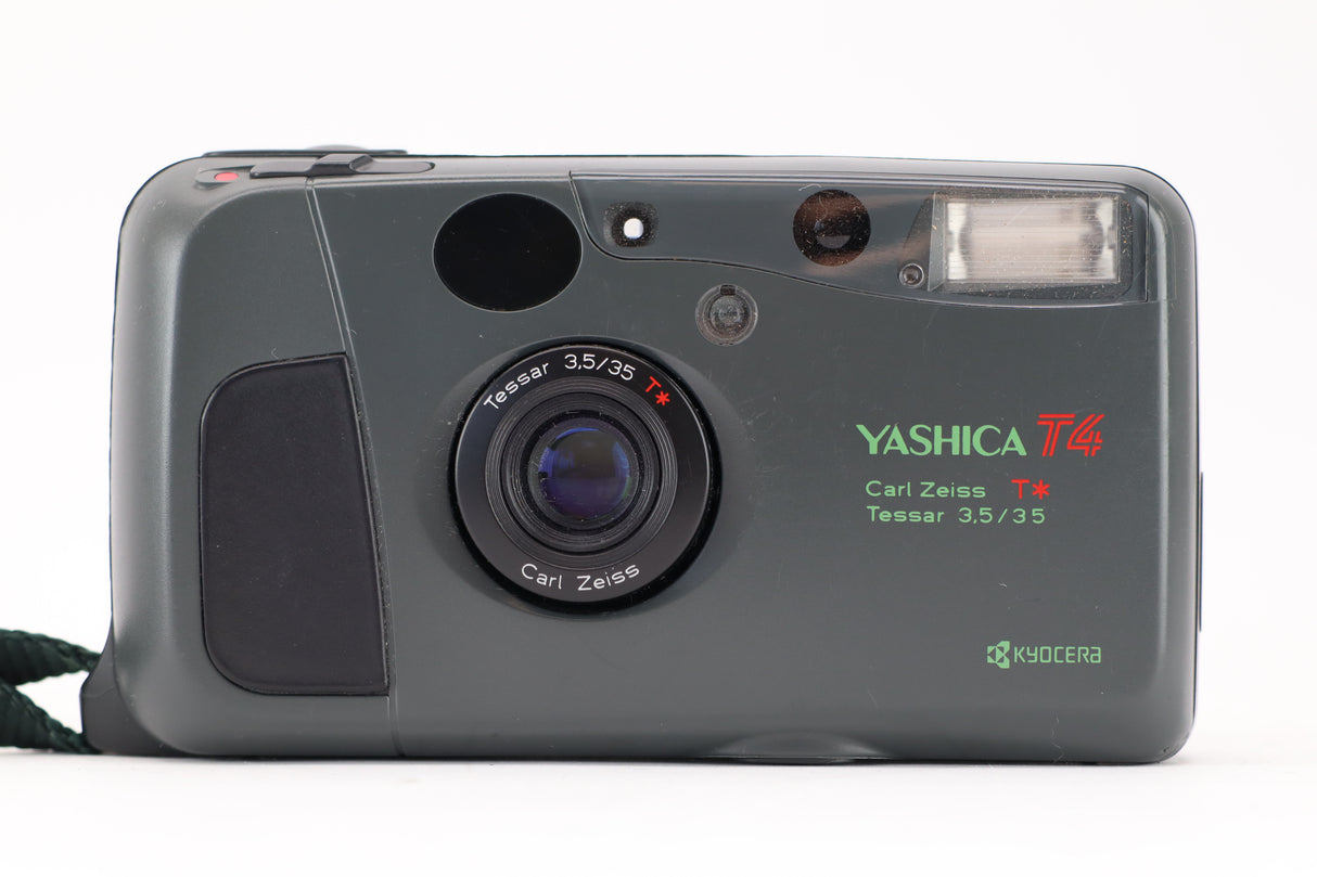 Yashica T4 35mm 3,5 Safari limited edition