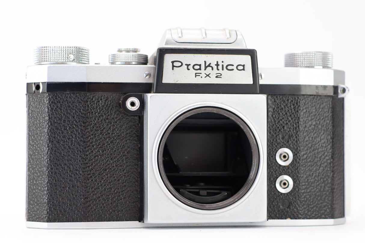 Praktica F.X 2