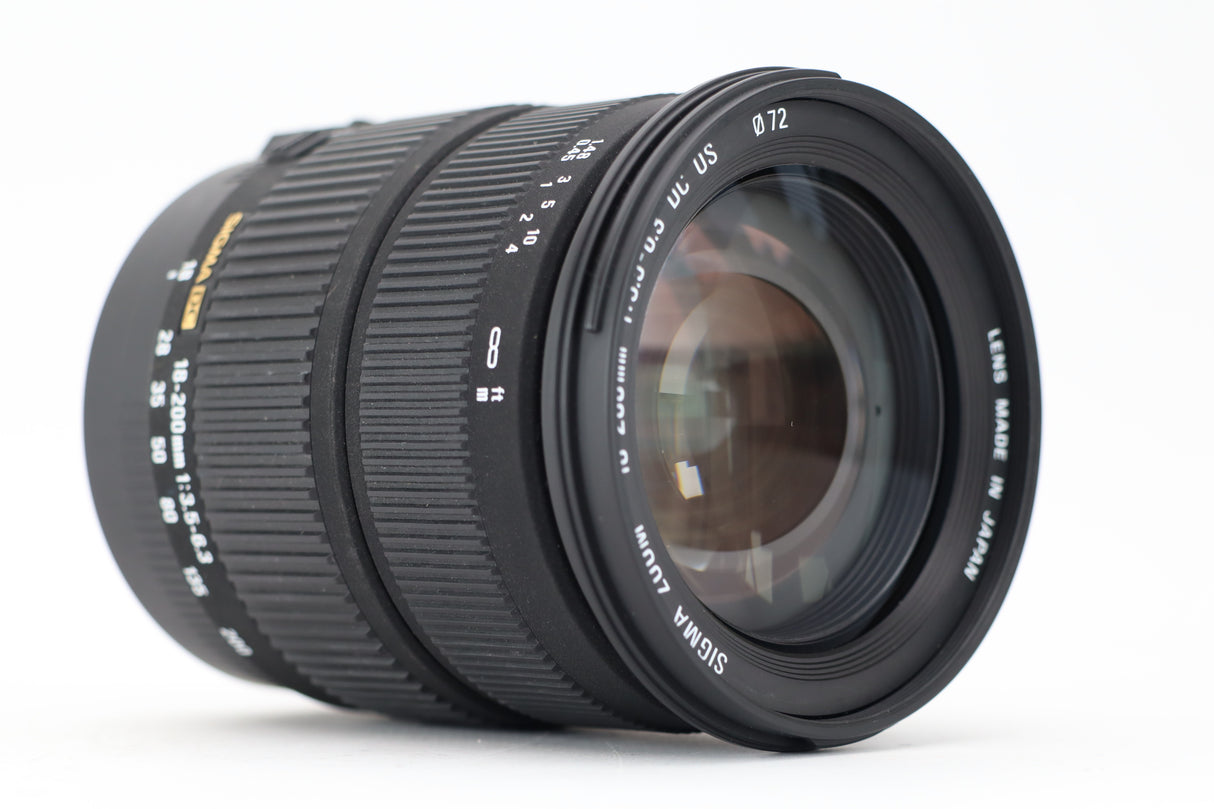 Sigma DC 18-200mm 3,5-6,3