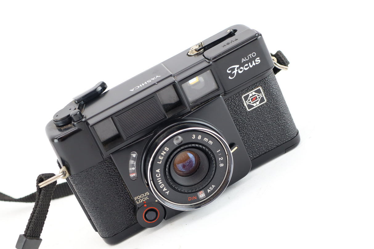 Yashica auto focus 38mm 2,8