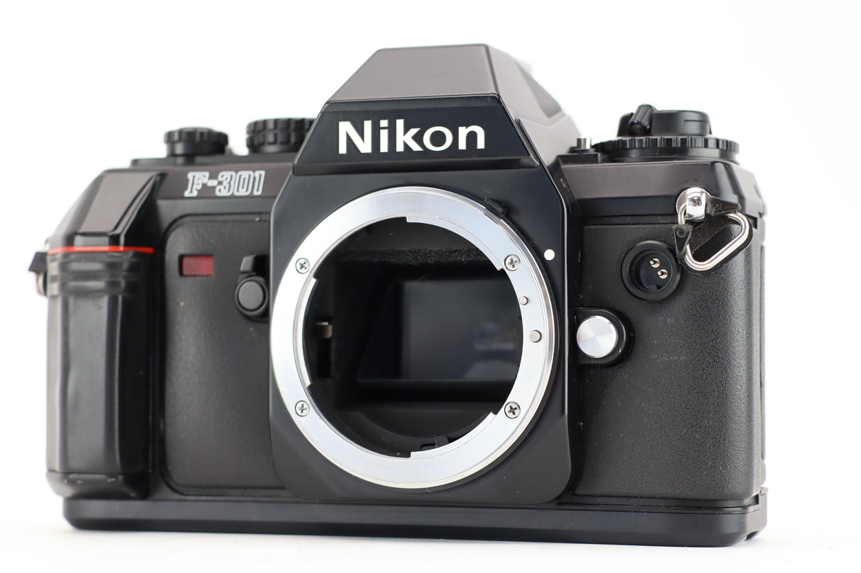 Nikon F-301