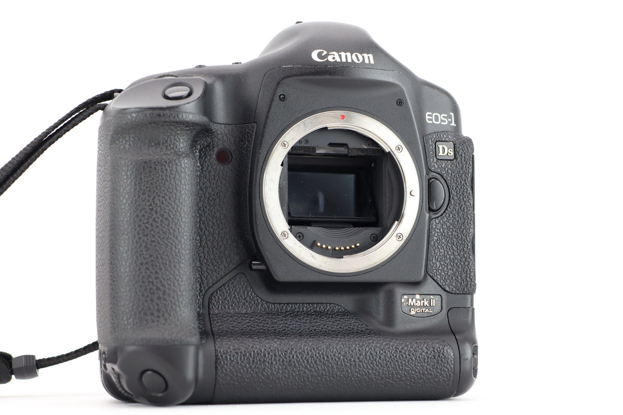 Canon EOS-1Ds mark II