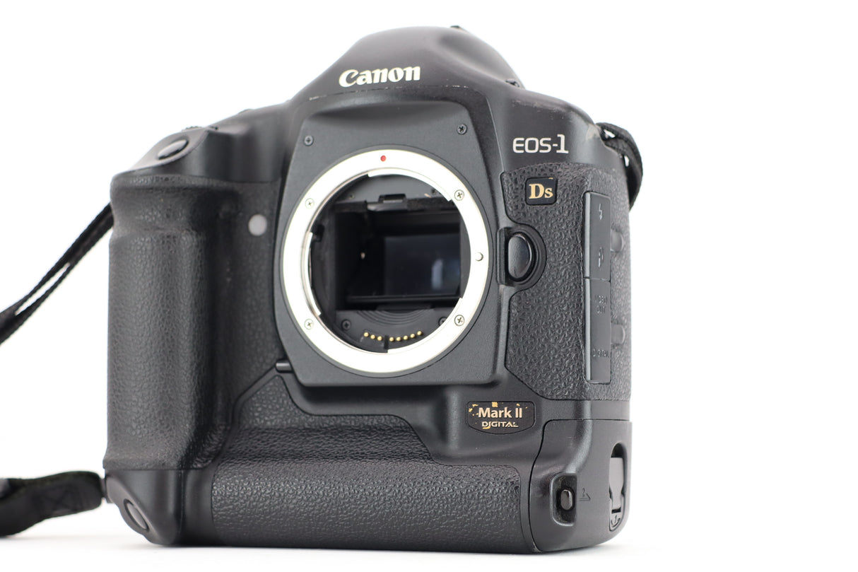 Canon EOS-1Ds mark II