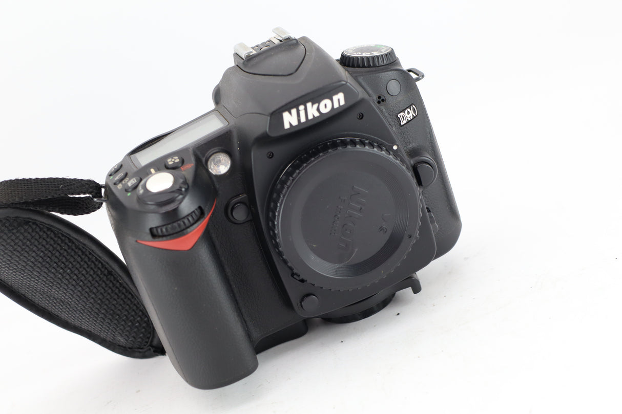 Nikon D90