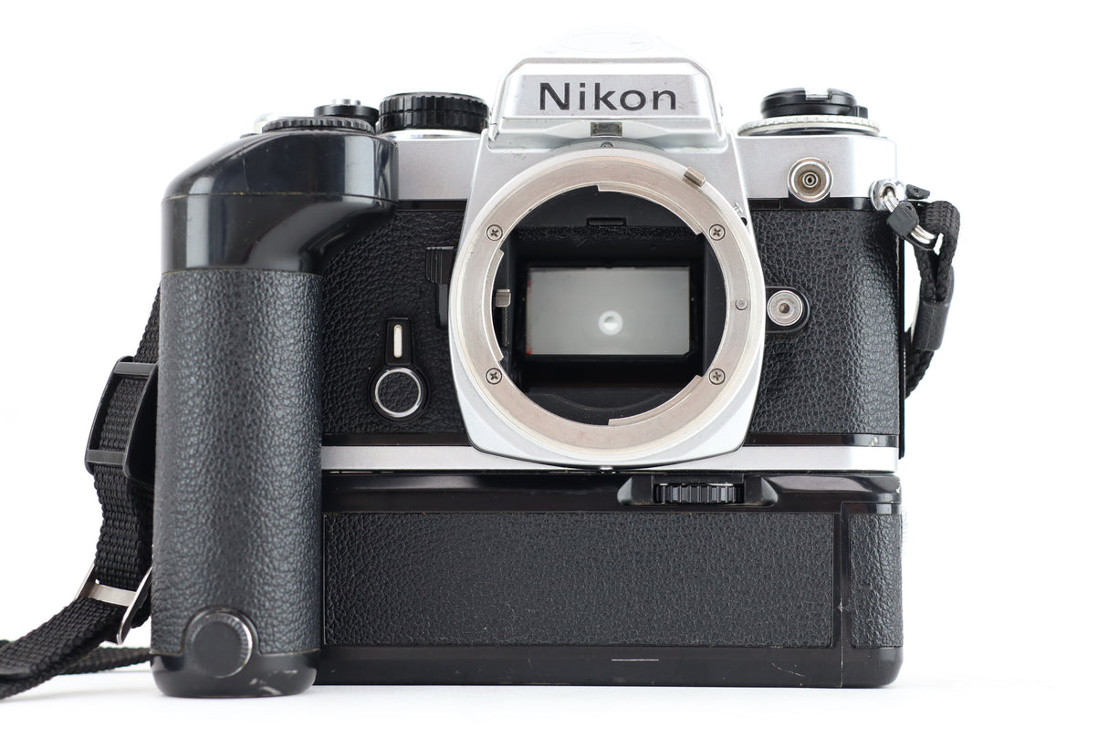 Nikon FE + MD-12 batterygrip