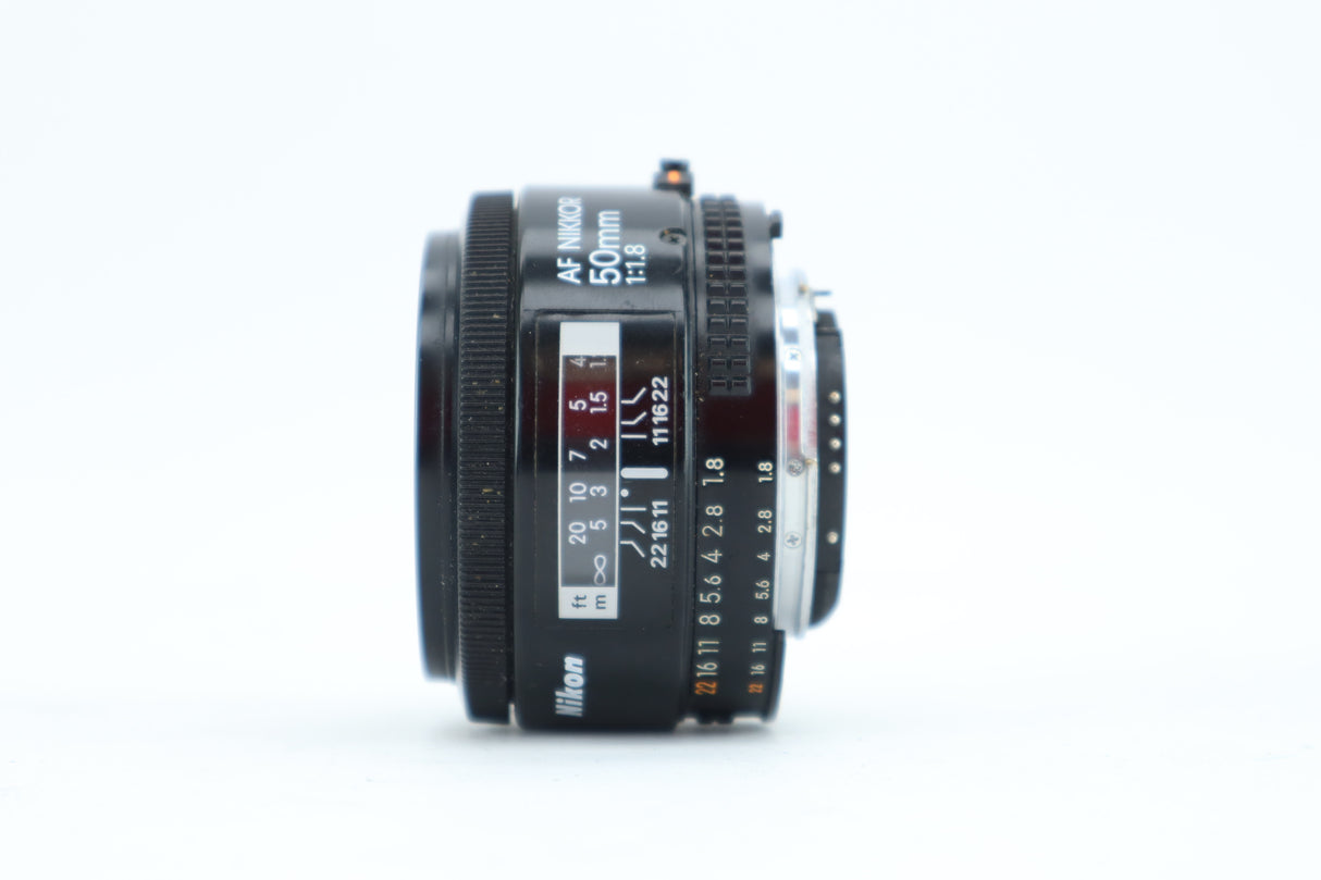 Nikon Af nikkor 50mm 1:1.8 lens