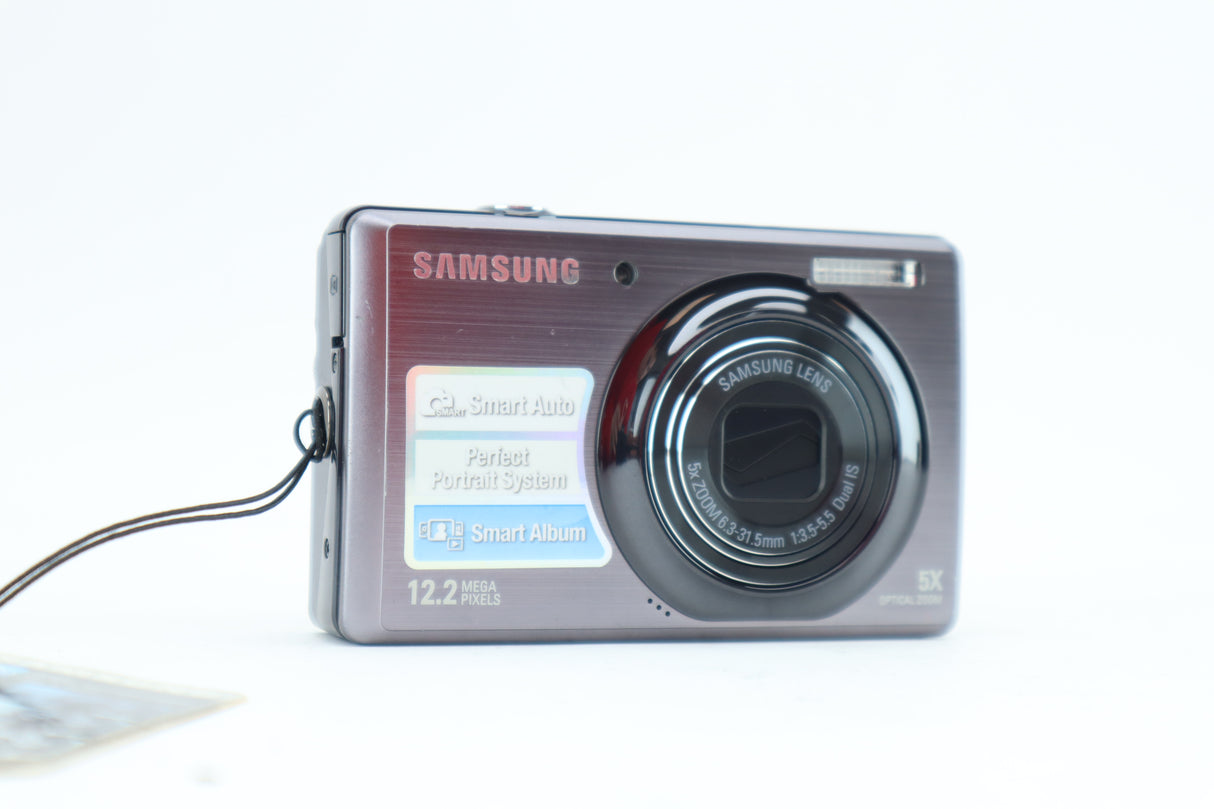 Samsung PL65 with Samsung 6.3-31.5mm 1:3.5-5.5 lens