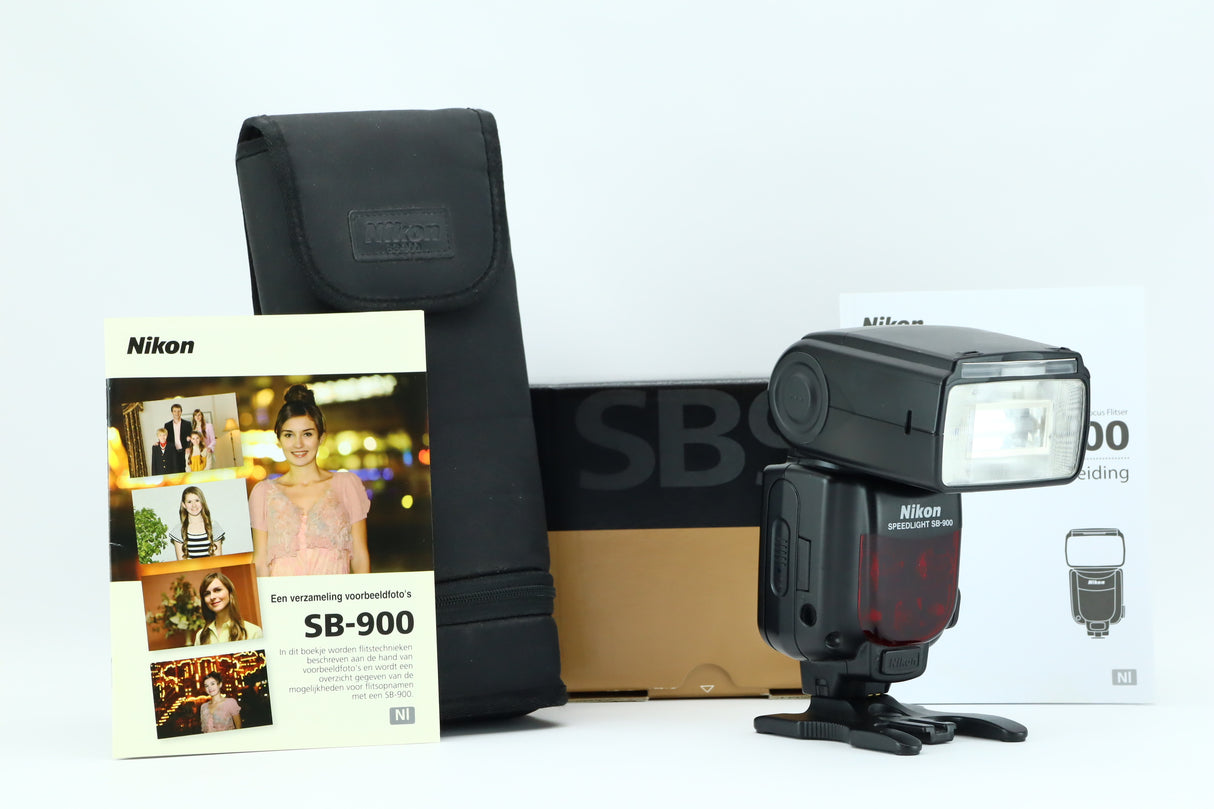 Nikon speedlight SB-900 set