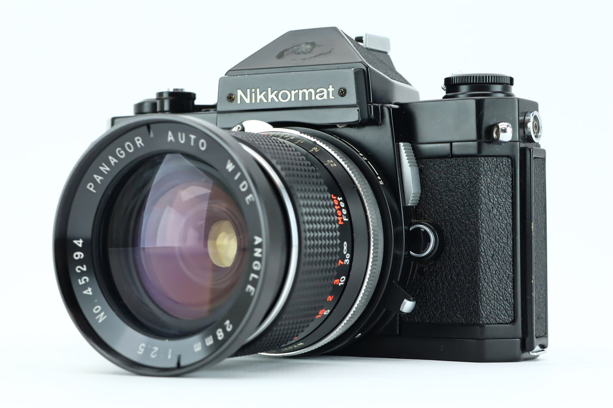 Nikkormat FT2 + 28mm 2,5