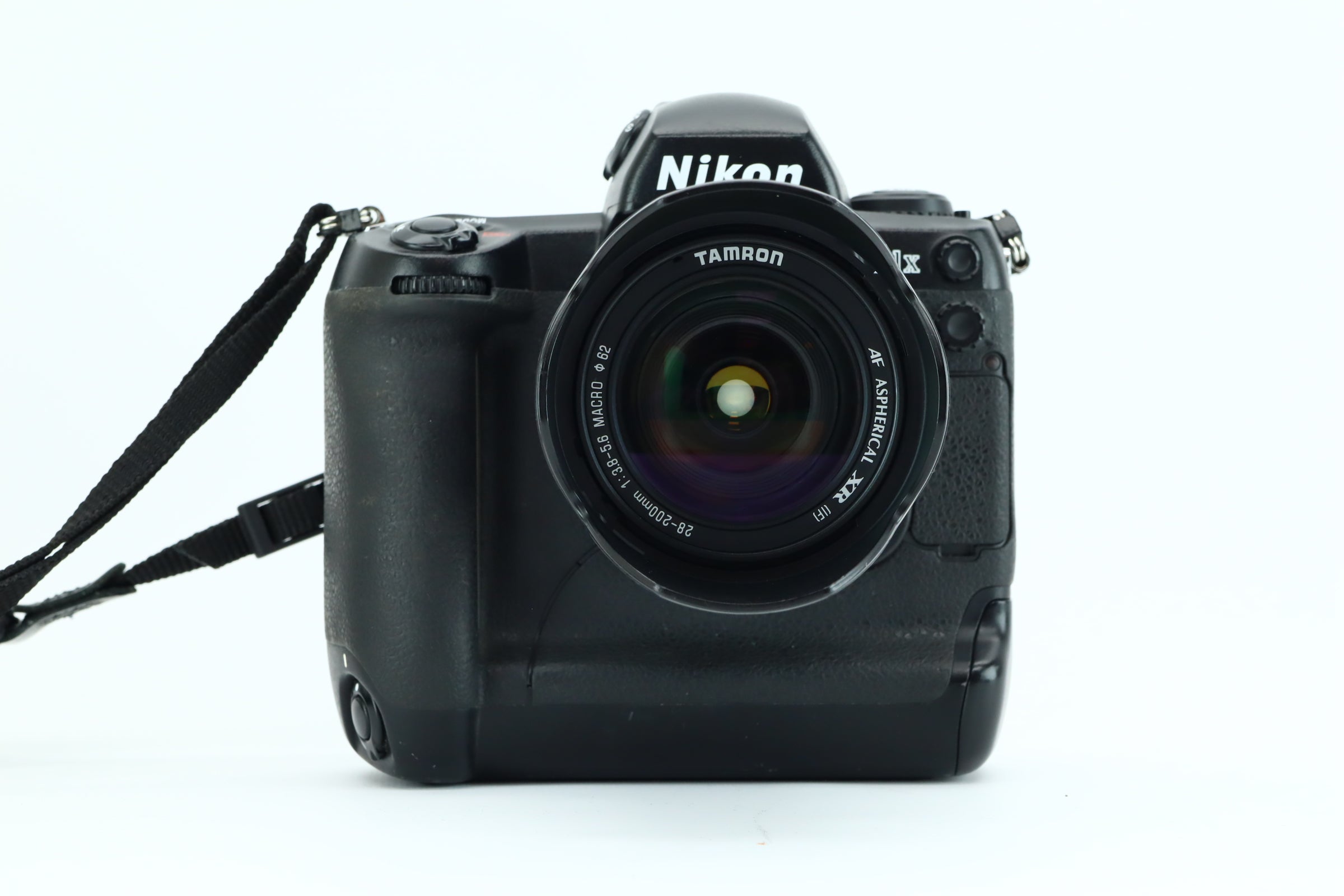 Nikon D1X camera with store extras