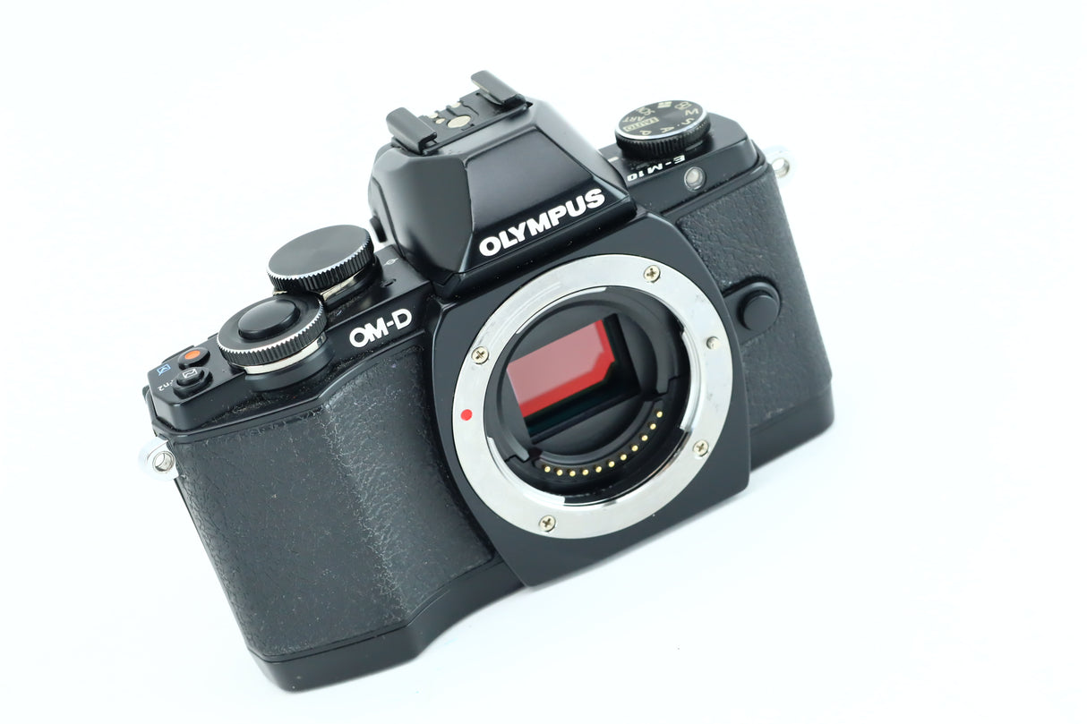 أوليمبوس OM-D E-M10