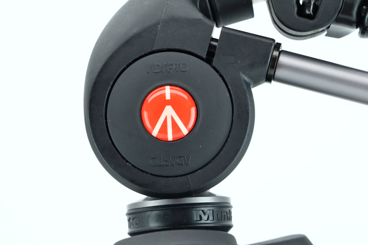 Manfrotto MKCOMPACTADV-BK tripod