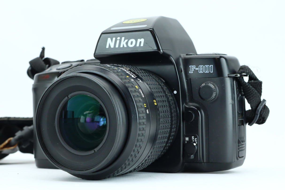 نيكون AF F-801 + عدسة AF NIKKOR مقاس 35-80 مم 4-5,6