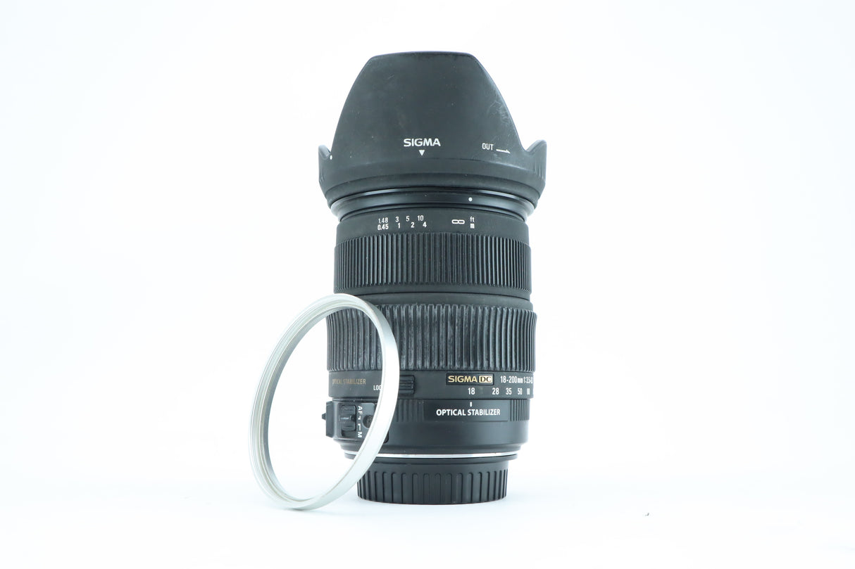 Sigma zoom lens 18-200mm 1:3.5-6.3 DC OS