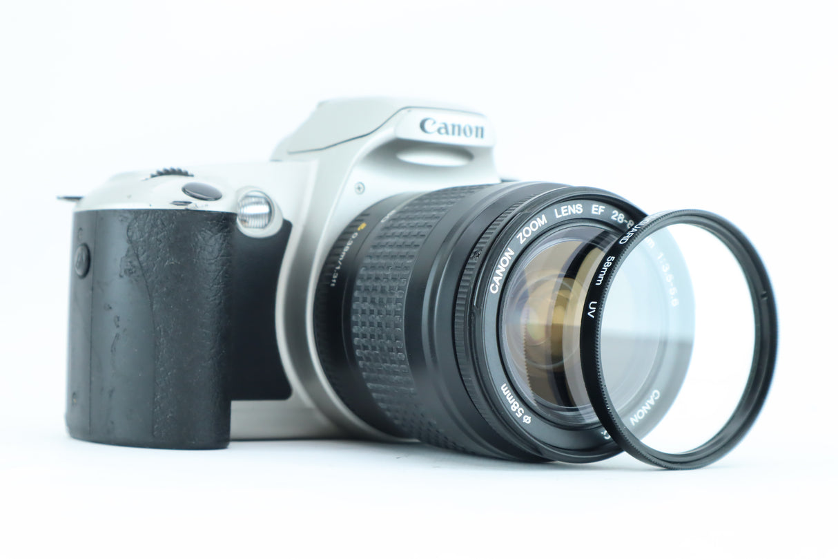 Canon EOS 500N with Canon zoom lens 28-80mm 1:3.5-5.6