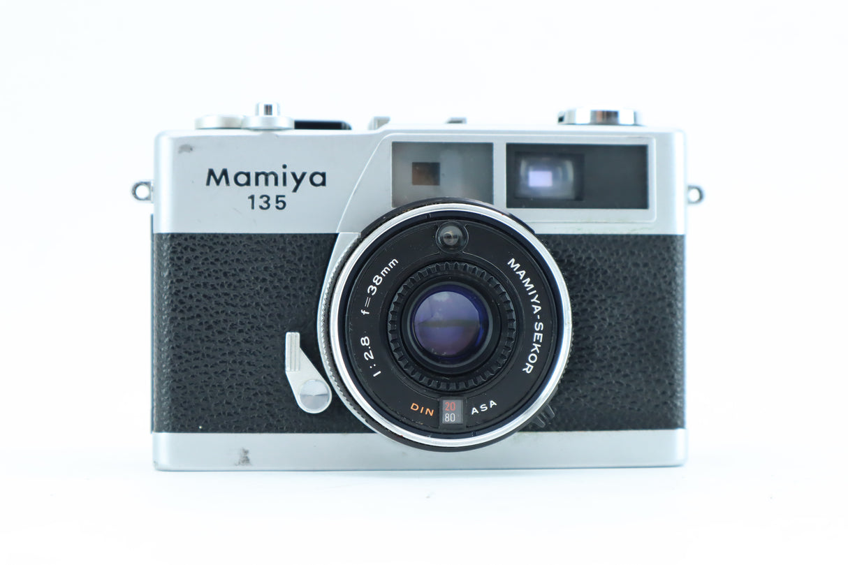 Mamiya 135 EE with Mamiya-Sekor 1:2.8 f=38mm lens