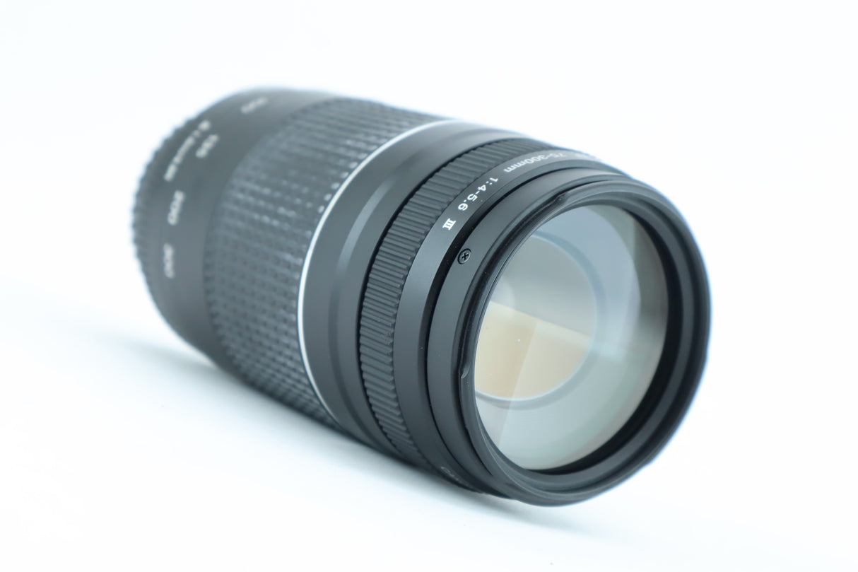 Canon zoom lens EF 75-300mm 1:4-5.6 III