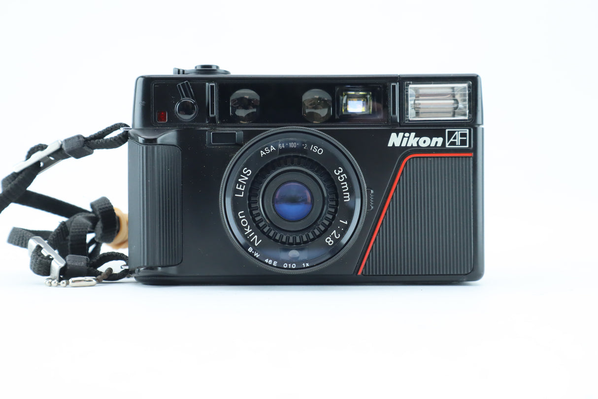 Nikon L35 AF with 35mm 1:2,8 lens