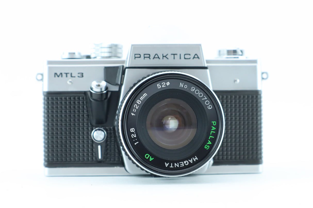 Praktica MTL3 with Pallas Magenta AD 1:2,8 f=28mm