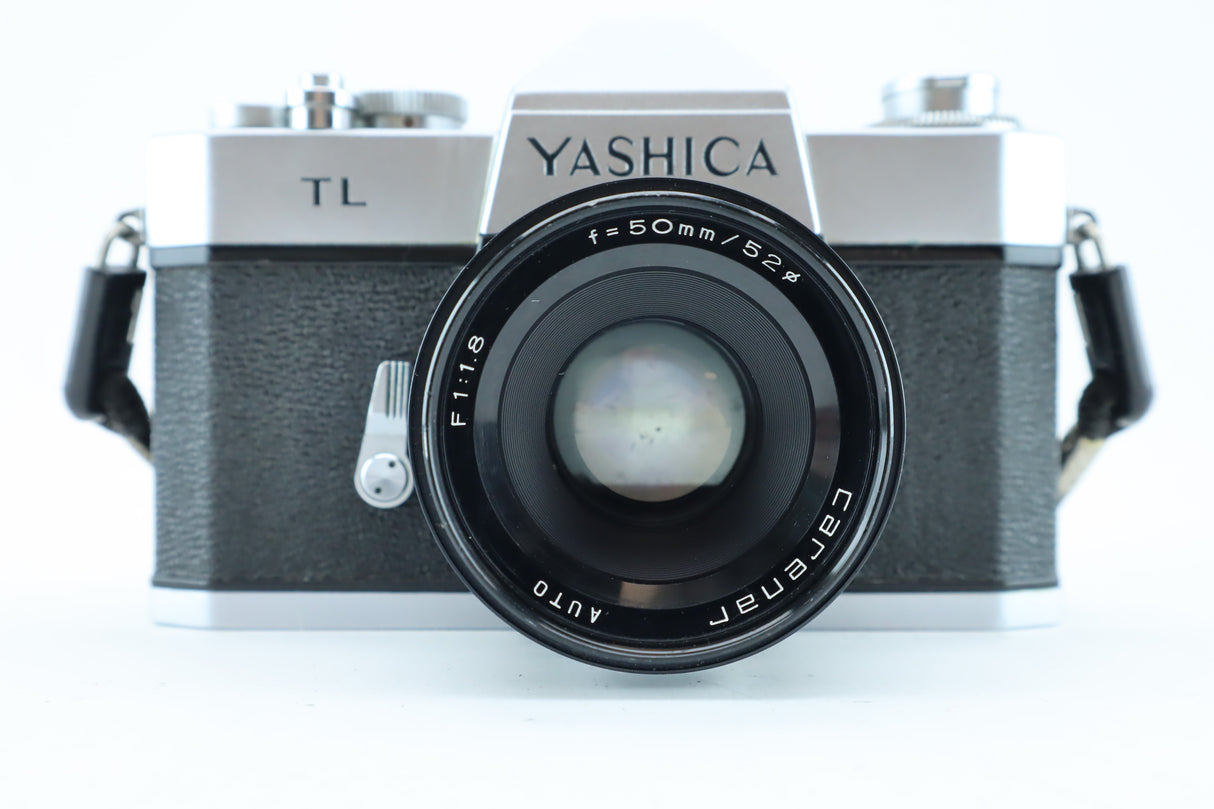 Yashica TL with carenar auto 1:1,8 50mm