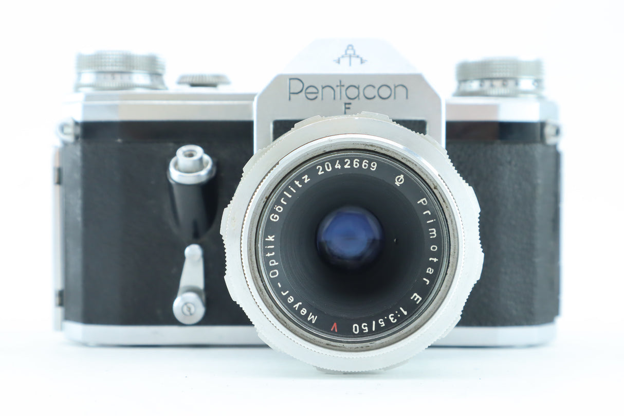 Pentacon F with primotar E 1:3,5/50mm lens