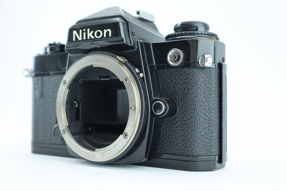 Nikon FE