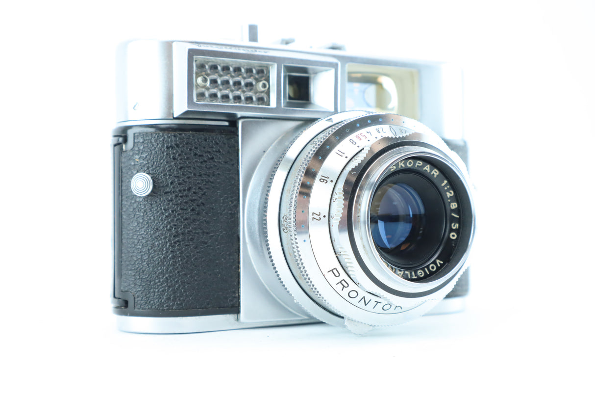 Voigtländer vitomatic II with color-skopar 1:2,8/50mm lens