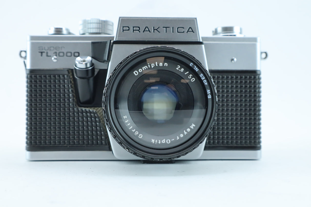 Praktica super TL1000 with domiplan 2,8/50mm lens