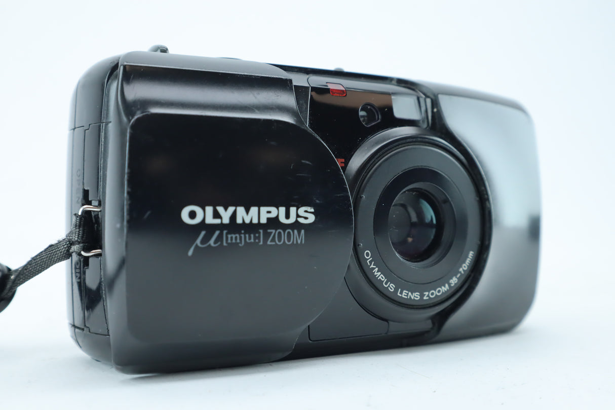 Olympus MJU zoom with zoom lens 35-70mm