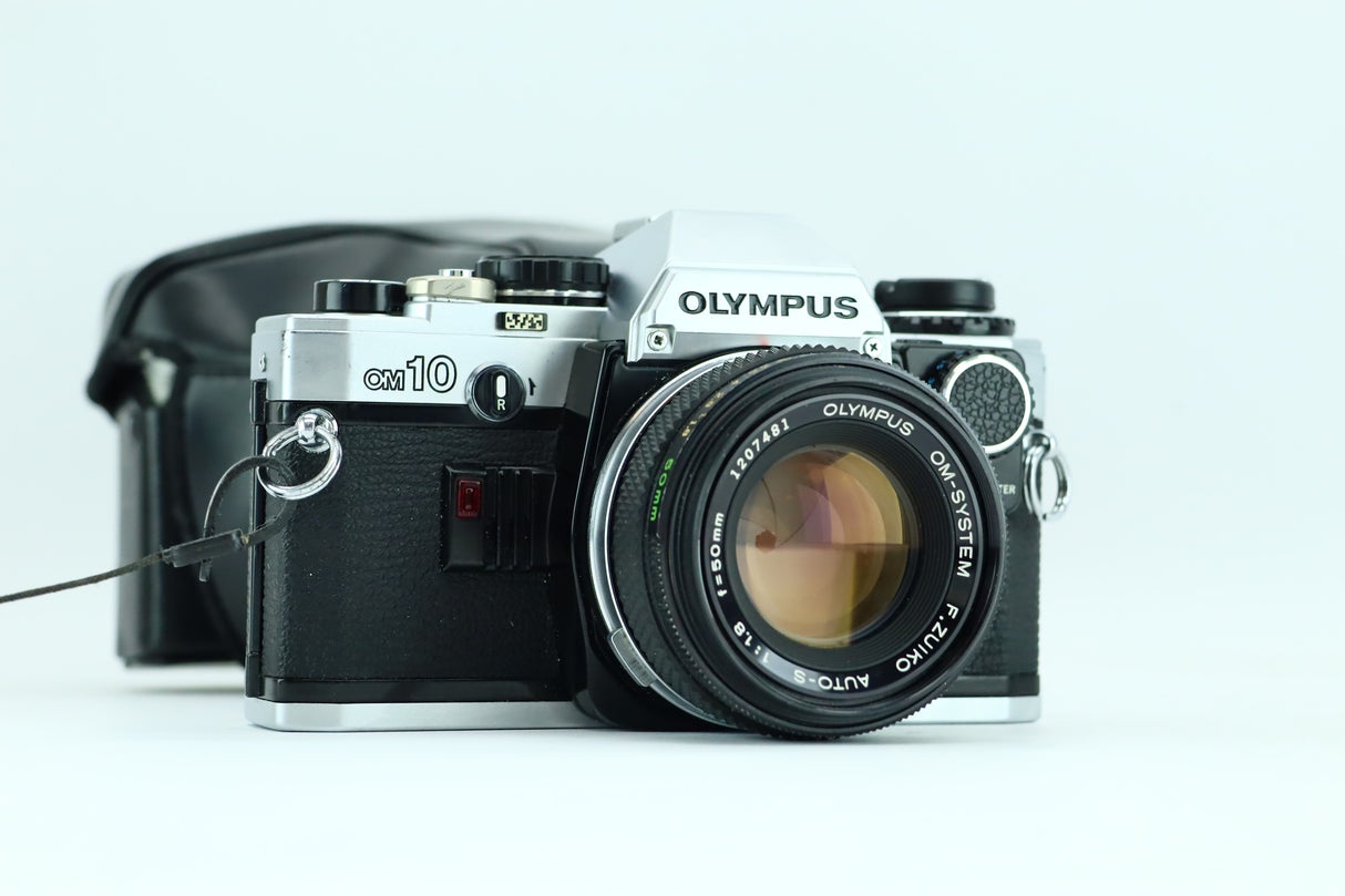 Olympus OM10 with Olympus OM-System F.Zuiko Auto-S 1:1.8 f=50mm