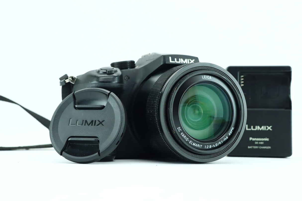 Panasonic Lumix DMC-FZ1000 with Leica DC Vario-Elmarit 1:2.8-4.0/9.1-146