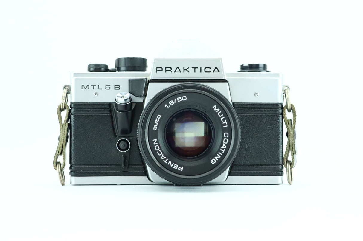 Praktica MTL 5B con lente Pentacon auto 1.8/50 con revestimiento múltiple