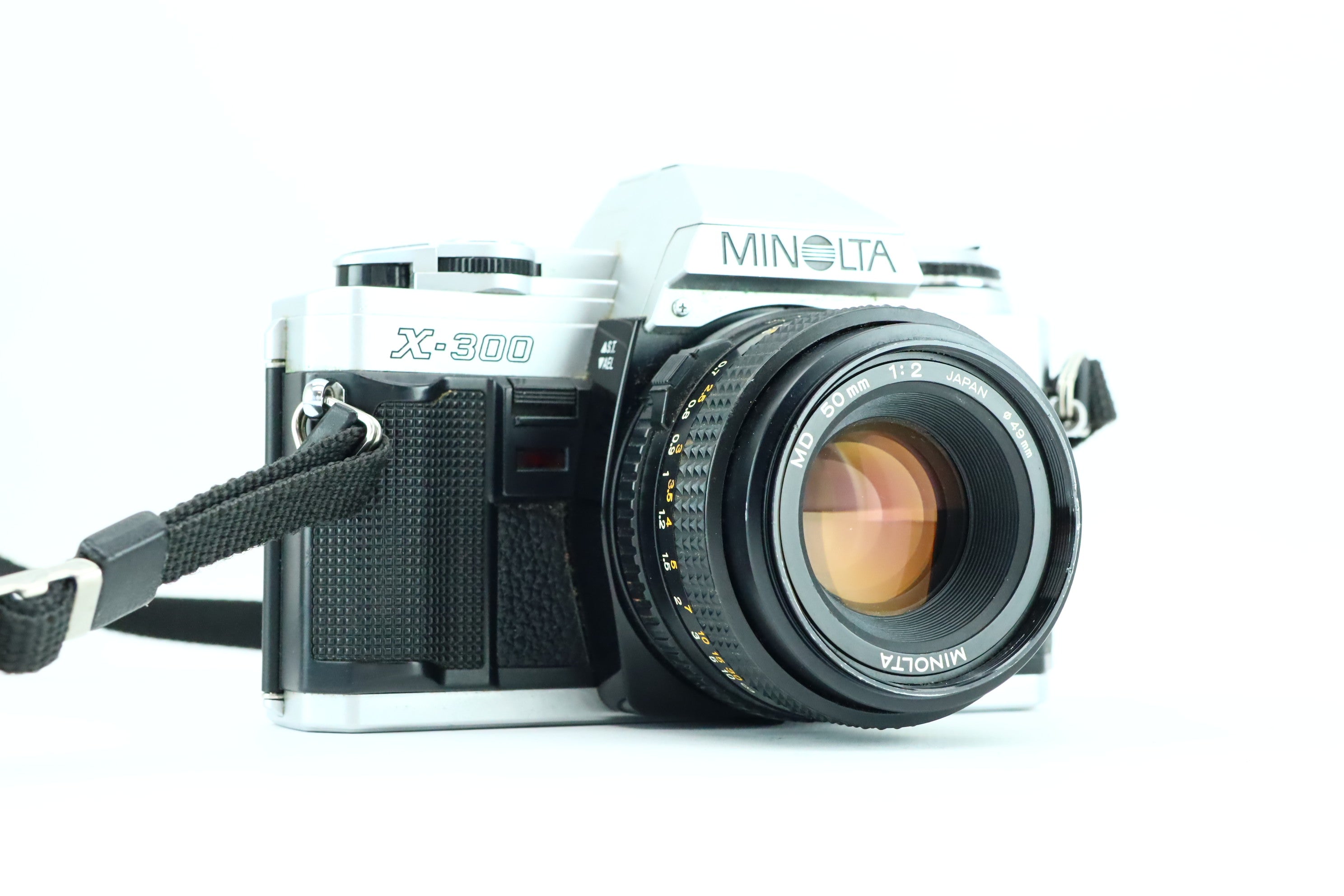 Camera MINOLTA with top 2 lenses