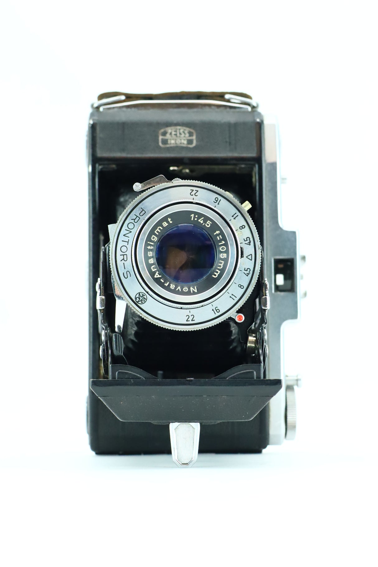 Zeiss Ikon Nettar con objetivo Prontor-S Novar-Anastigmat 1:4,5 f=105mm