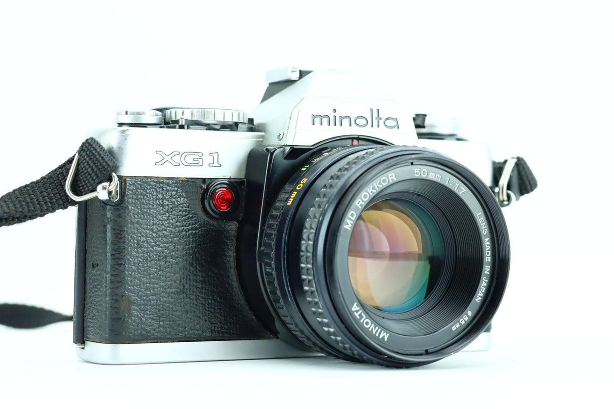 Minolta XG1 con lente MD Rokkor 50 mm 1:1.7