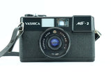 Yashica MF-2 con lente Yashica f=38mm 1:4