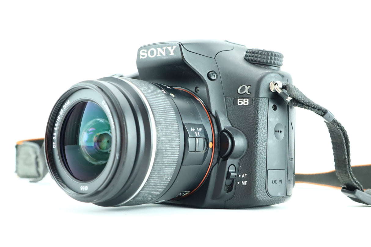 Sony A68 with Sony DT 1:3.5-5.6 18-55mm SAM lens